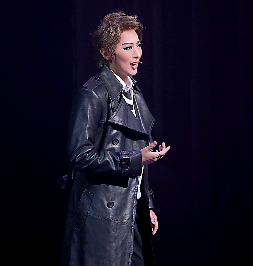 月組公演 I Am From Austria 故郷 ふるさと は甘き調 しら べ 宝塚歌劇公式ホームページ