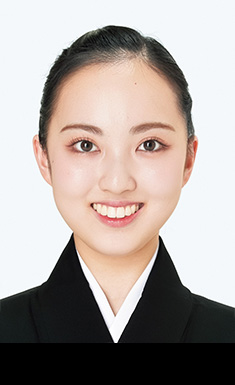 花彩　愛奈