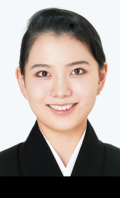 栞世　光