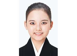 春月　くれあ