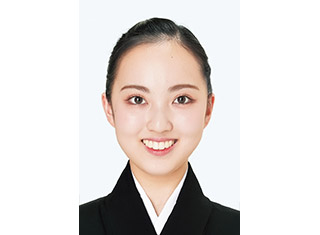 花彩　愛奈