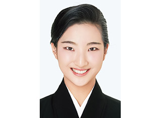 駿　一愛