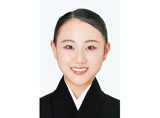雪白　詩乃